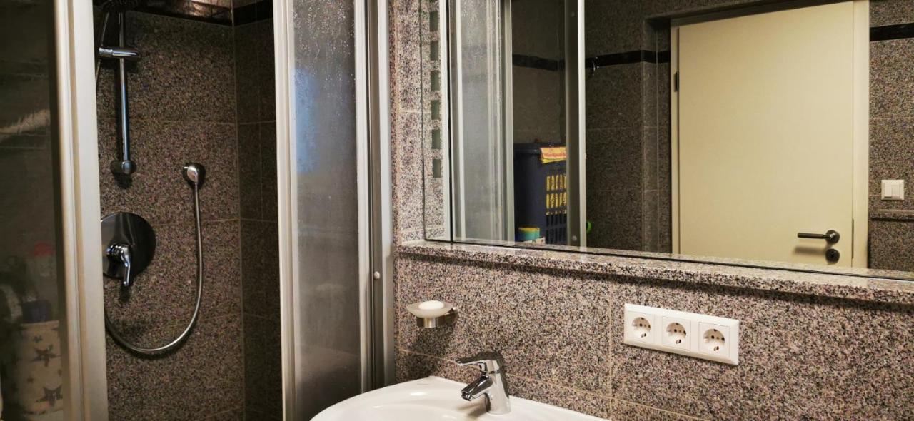 Tolle, Gemutliche, Voll Moblierte 3 Zimmer Wohnung. Baden-Baden Esterno foto