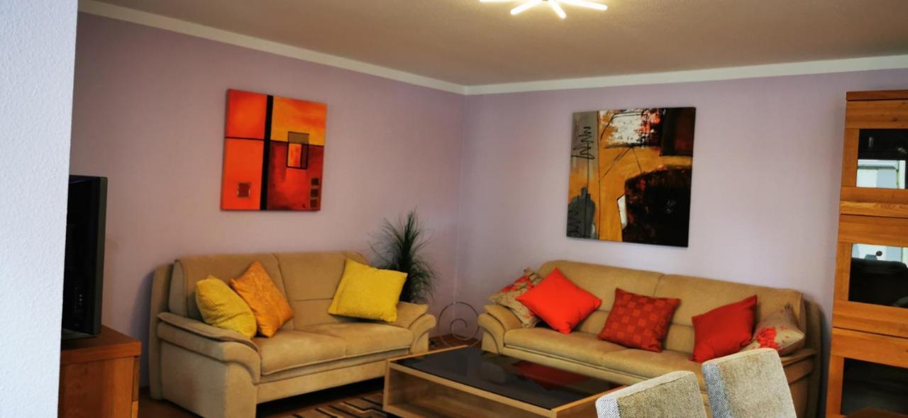 Tolle, Gemutliche, Voll Moblierte 3 Zimmer Wohnung. Baden-Baden Esterno foto