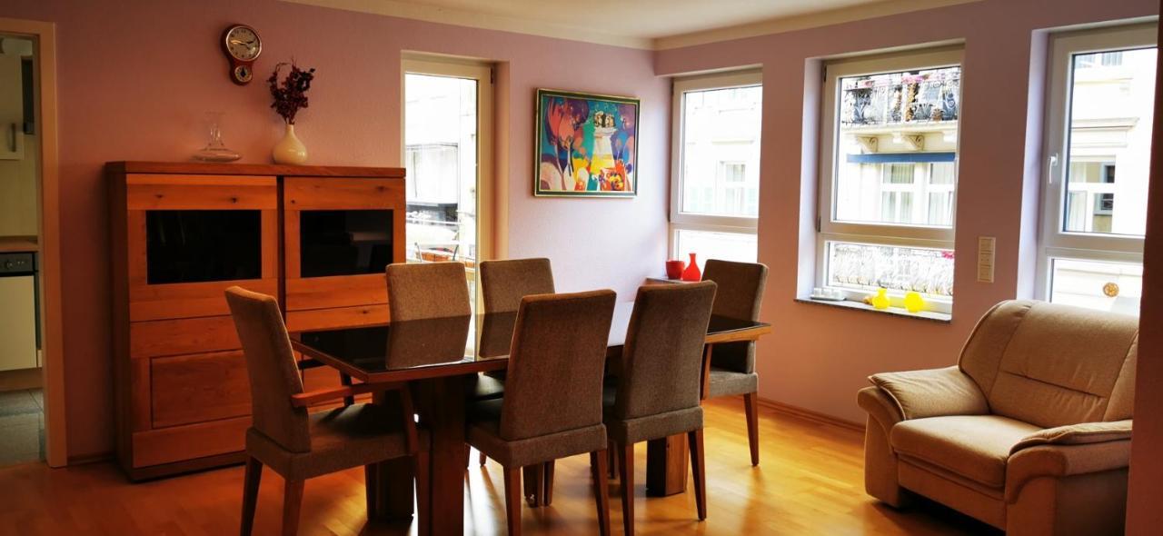 Tolle, Gemutliche, Voll Moblierte 3 Zimmer Wohnung. Baden-Baden Esterno foto